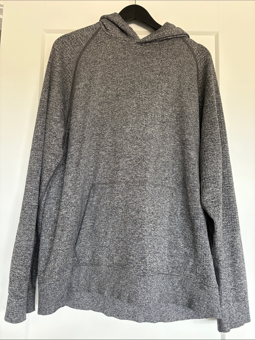 lululemon athletica Men's Heathered Engineered Warmth Charcoal Hoodie